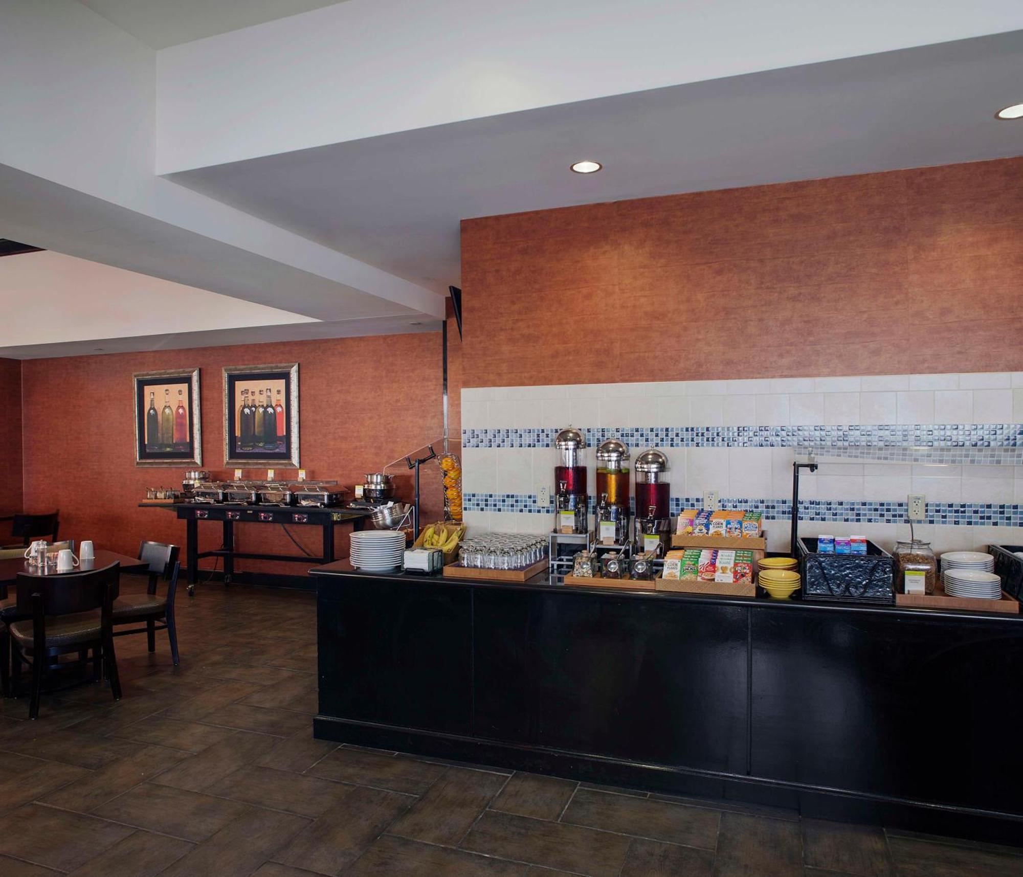 Doubletree Suites By Hilton Bentonville Ngoại thất bức ảnh